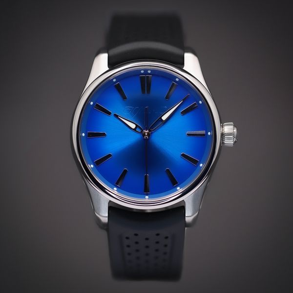 H. Moser and Cie Pioneer 3200-1217